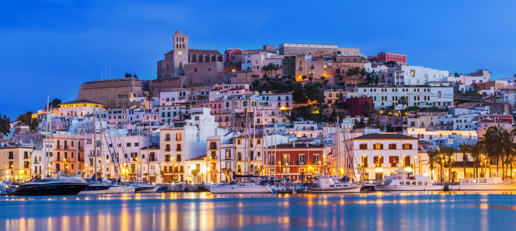 Wie Werden Die Bewohner Von Ibiza Im Deutschen Genannt Ibiza-Stadt