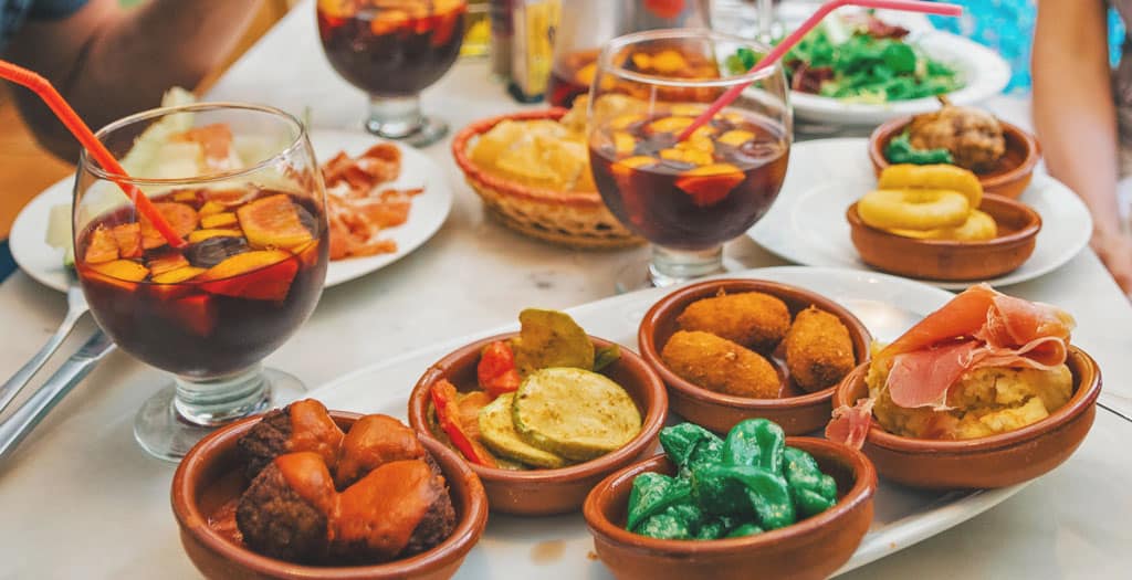 Tapas - Ausgehen in Lloret de Mar.