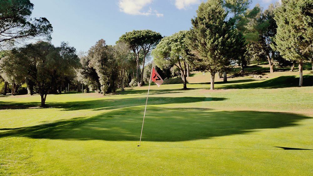 Spielen Sie Golf in Lloret de Mar.